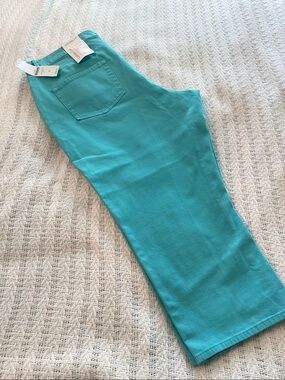 NWT Coldwater Creek Aqua Crop Chinos Size 16